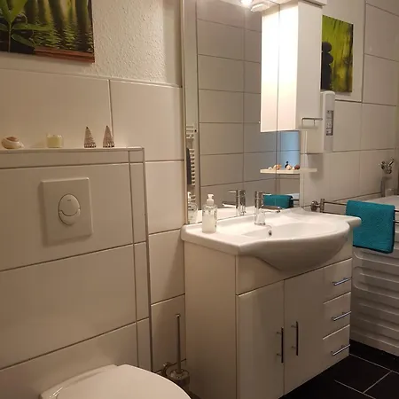 Einfuehrungspreis Gemuetliche Auszeit - Designwohnung - 4 Sterne Hotelboxspringbetten - Kueche - Familie - Erdgeschoss Apartmán *