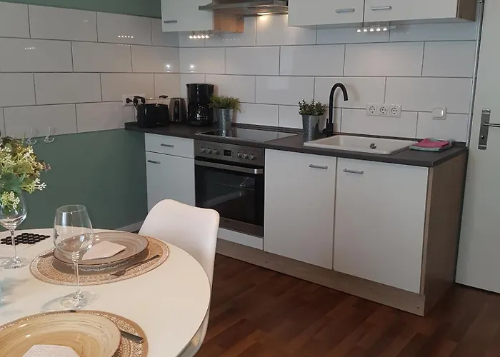 Einfuehrungspreis Gemuetliche Auszeit - Designwohnung - 4 Sterne Hotelboxspringbetten - Kueche - Familie - Erdgeschoss *